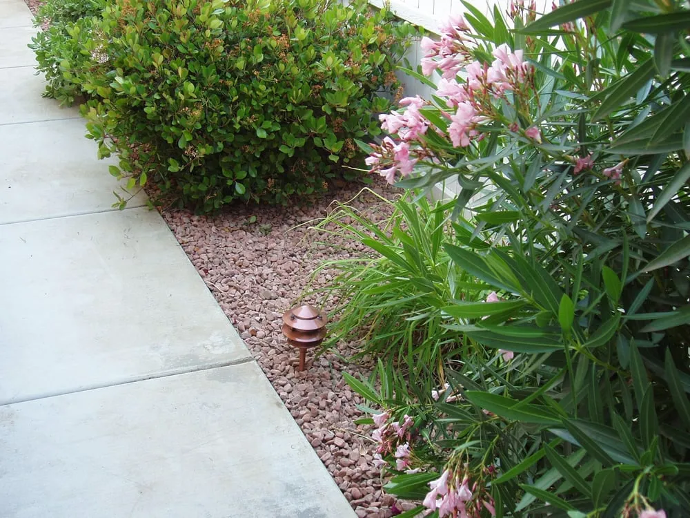 Reliable electrician providing circuit breaker repair in , 