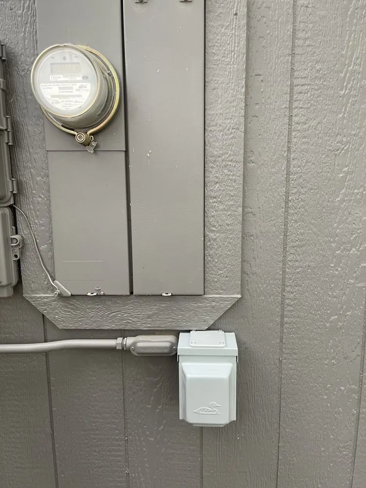 Slide of K & R Electric