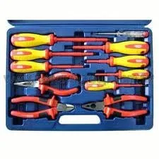 Professional electrician providing circuit breaker repair in , 