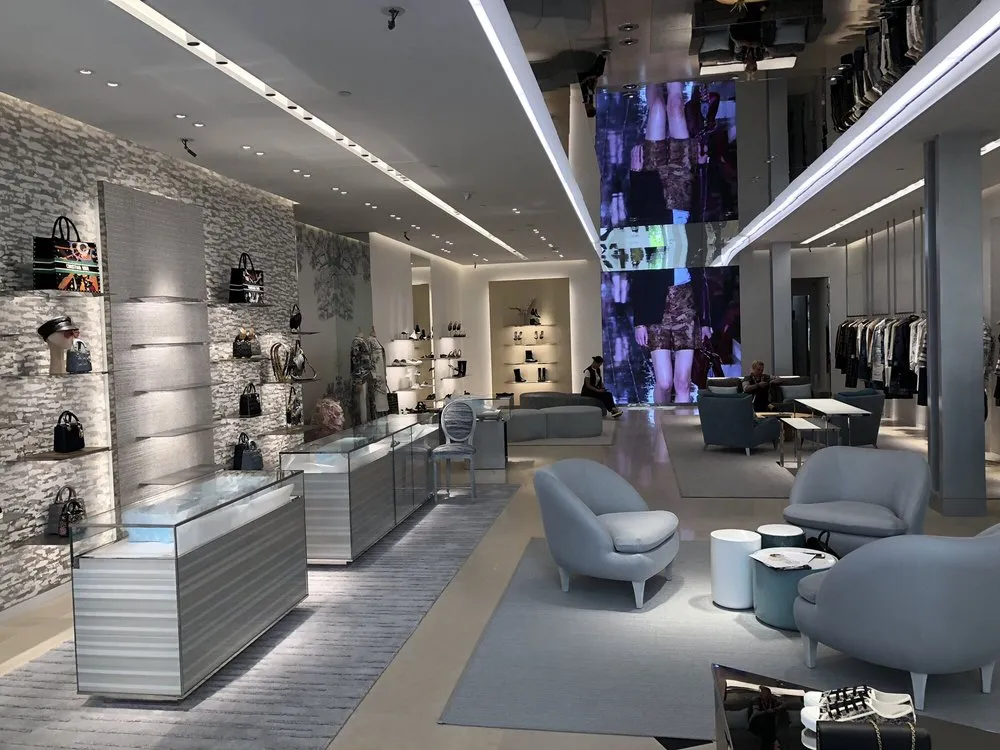 Slide of K M Electrical Services