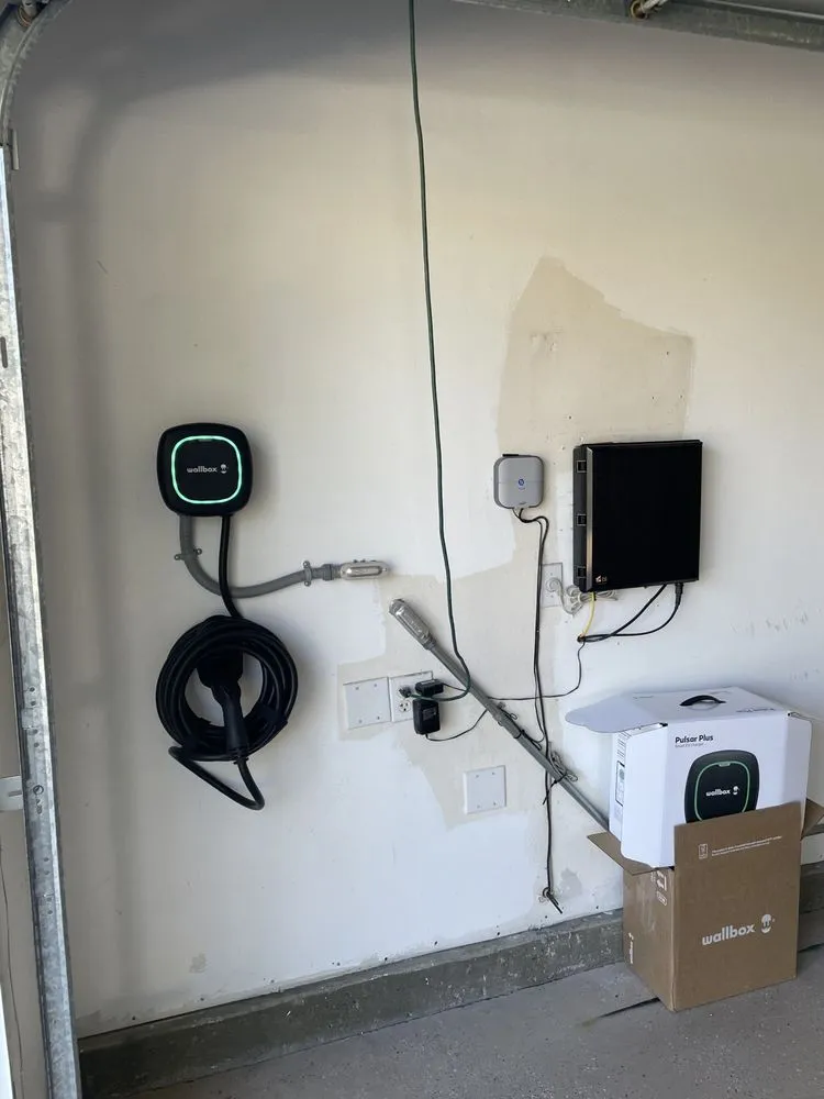 Slide of Kad Electric