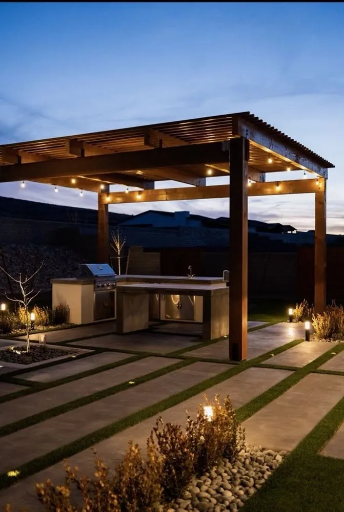Affordable electrician providing outlet and switch repair in Dewey-Humboldt, AZ - KAGE Electric