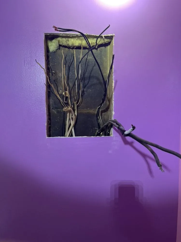 Slide of Kai Electric