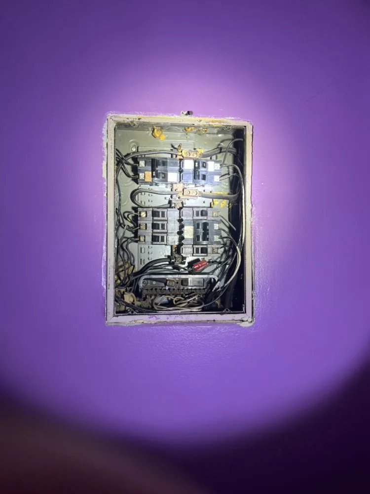 Slide of Kai Electric