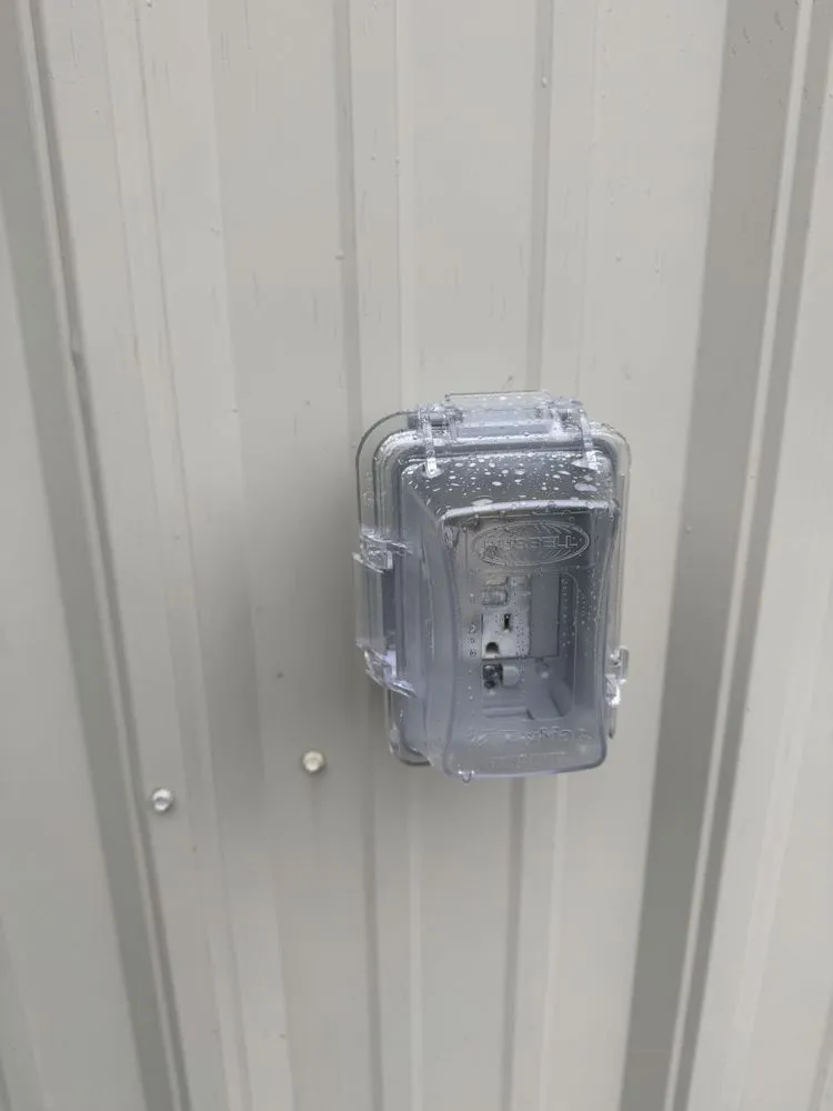 Slide of Kai Parson Electric