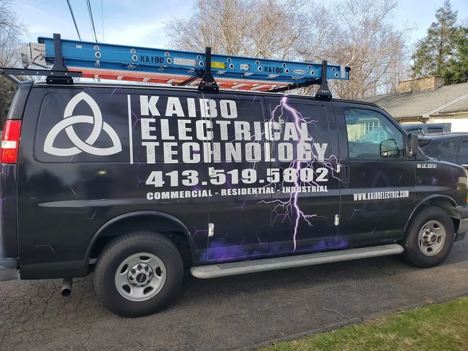 Trusted electrician providing circuit breaker repair in Feeding Hills, MA - Kaibo Electrical Technology