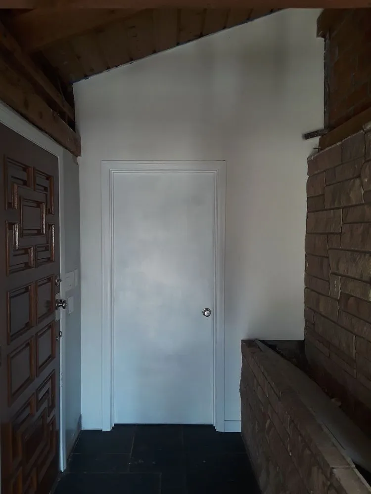 Licensed electrical repair in ,  by Kal The Handyman