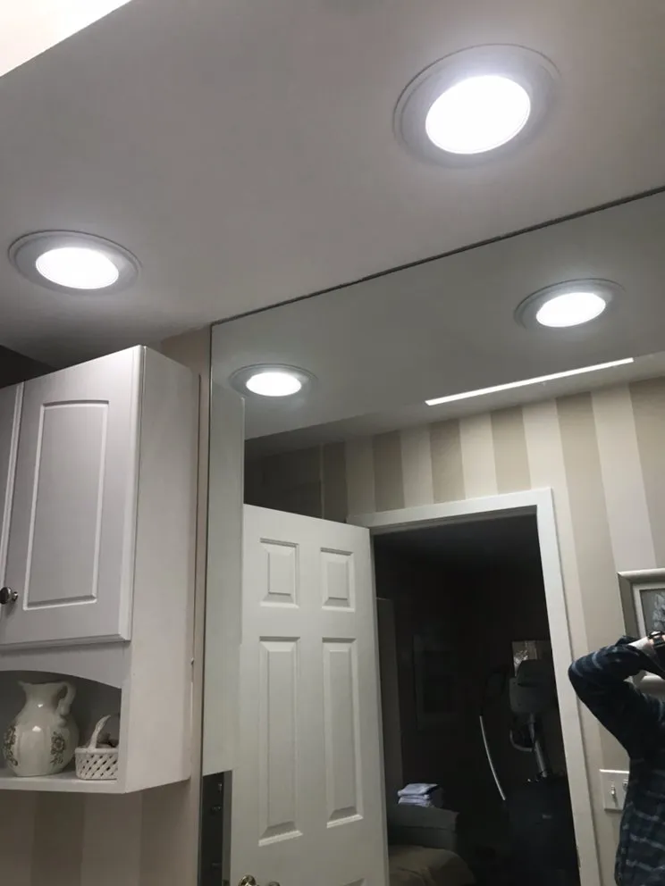 Slide of Kamri Service’s