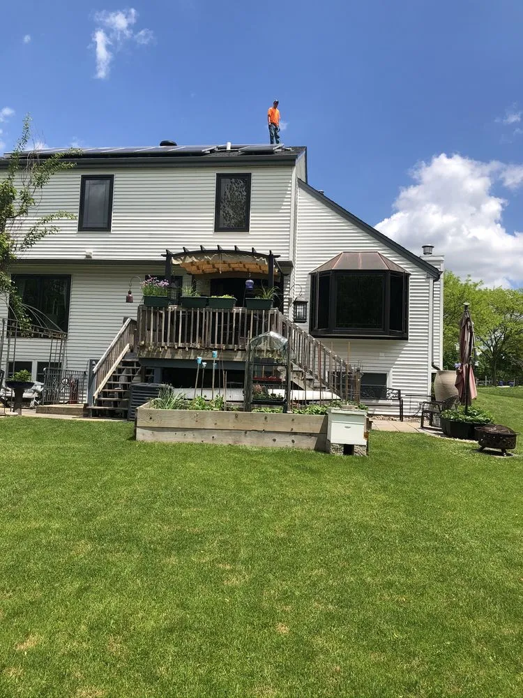 Slide of Kapital Electric