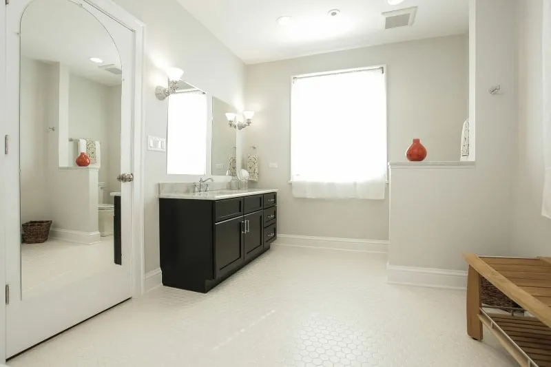 Affordable electrician providing panel upgrade in ,