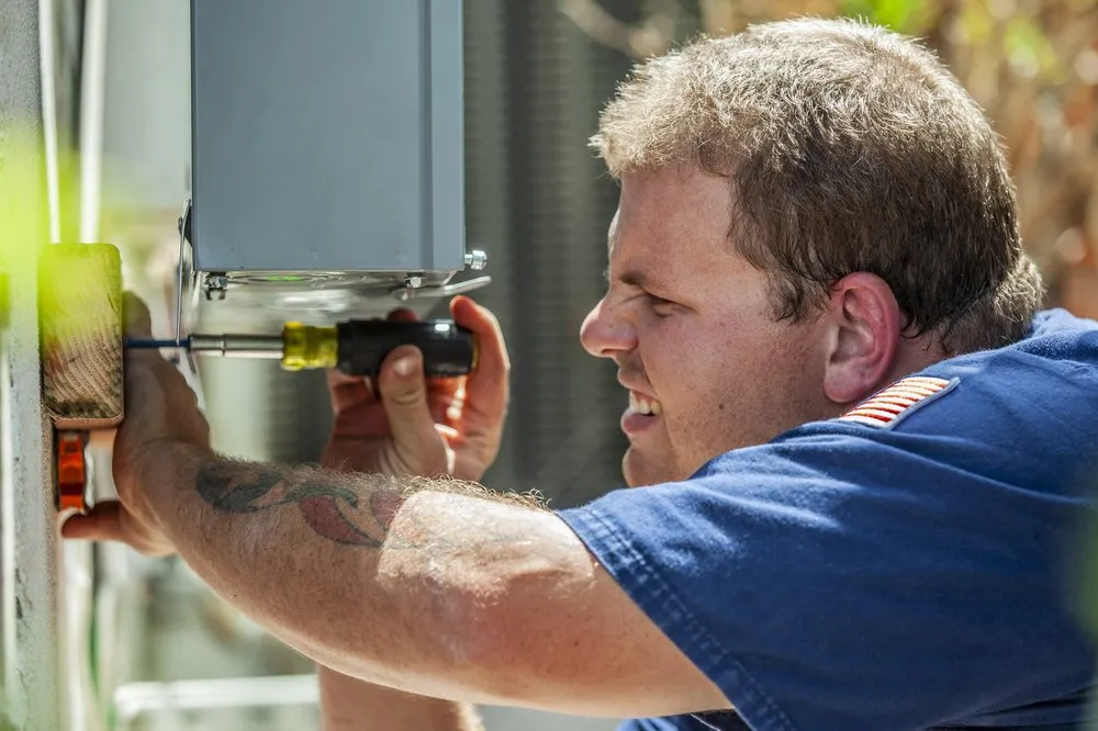 Slide of Kayvon Plumbers & Electricians