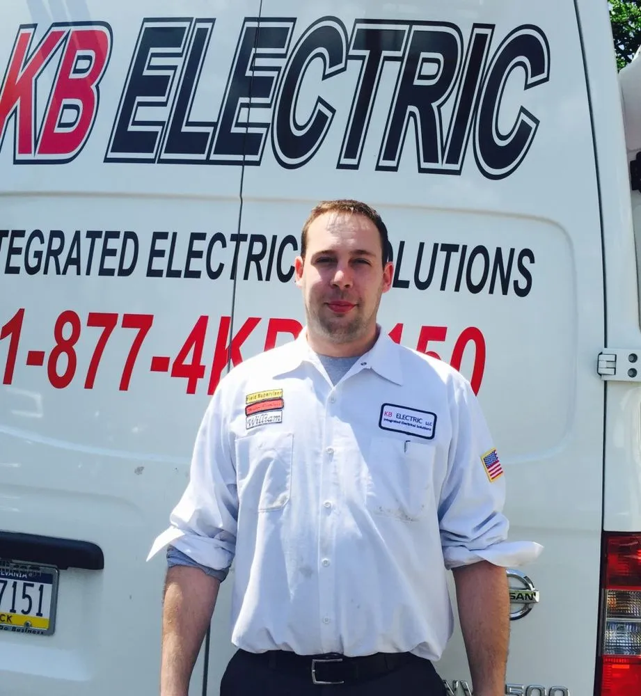 Reliable circuit breaker repair service in Collegeville, PA - KB Electric