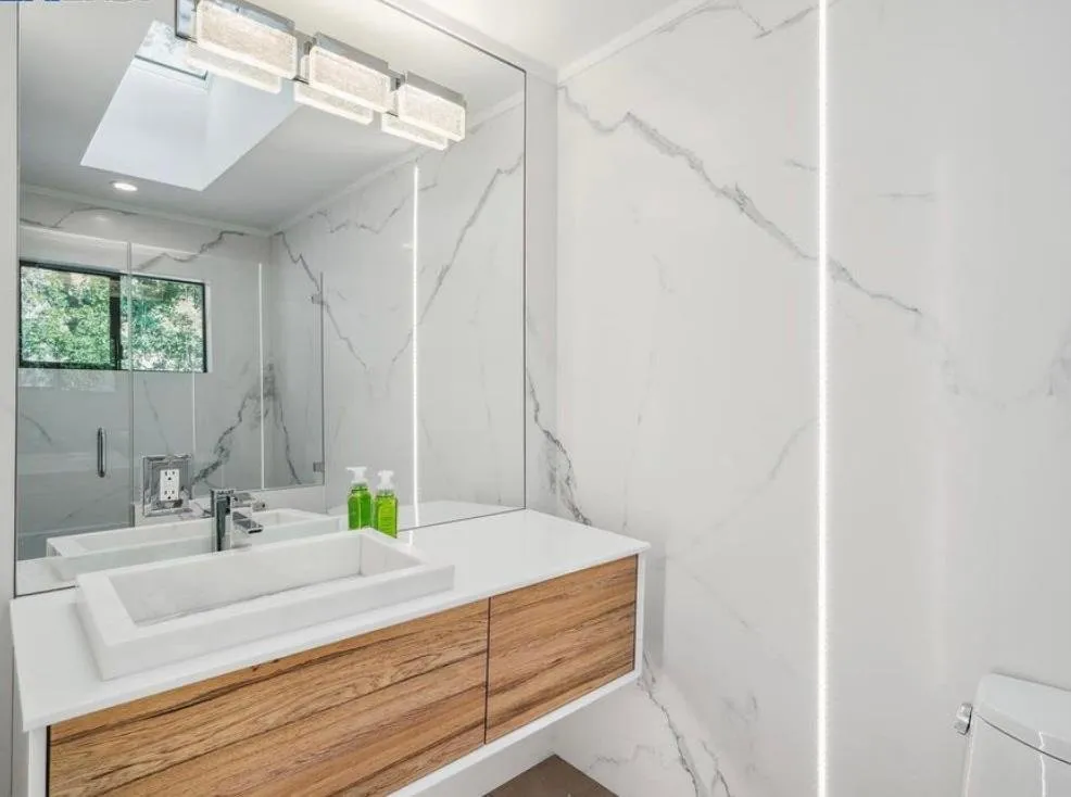 Trusted outlet and switch repair service in ,  - KBelectric