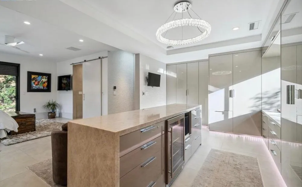 Professional wiring installation experts serving ,  - KBelectric