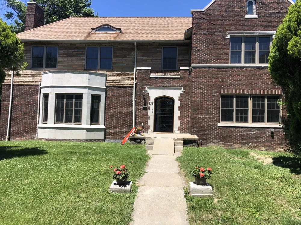 Slide of KCM Electric