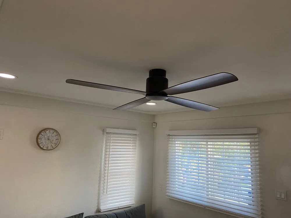 Slide of Keas Electric