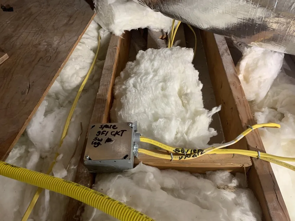 Slide of Keas Electric