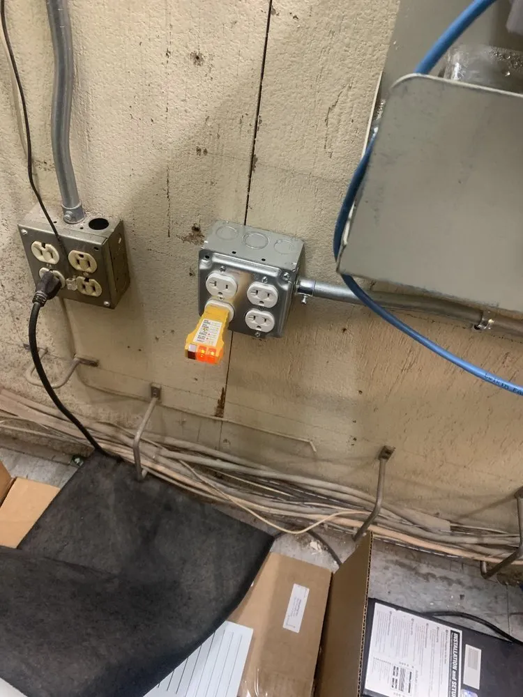 Slide of Keas Electric