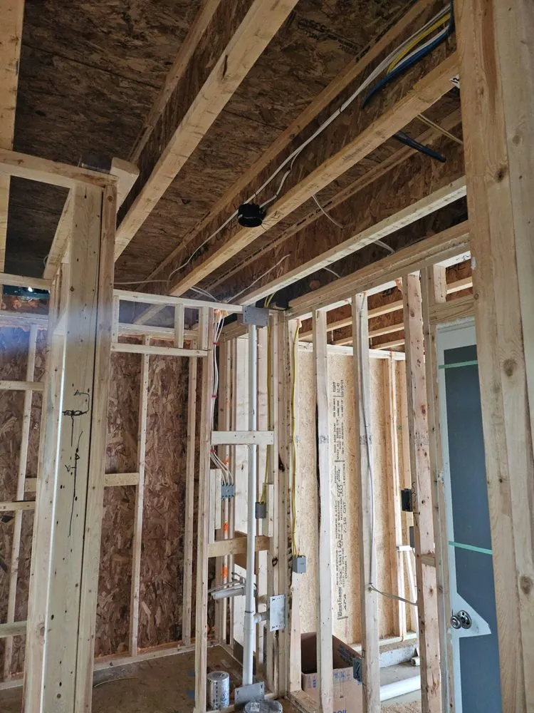 Slide of Keelan Electrician