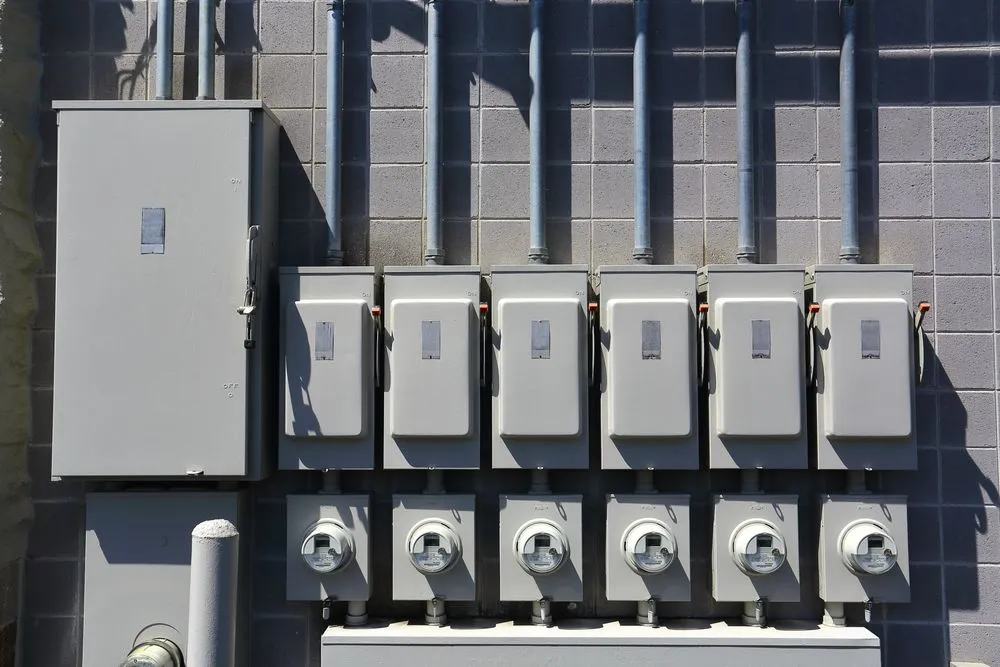 Emergency outlet and switch repair service in Tampa Bay, FL - Keentel Electrical Contractors