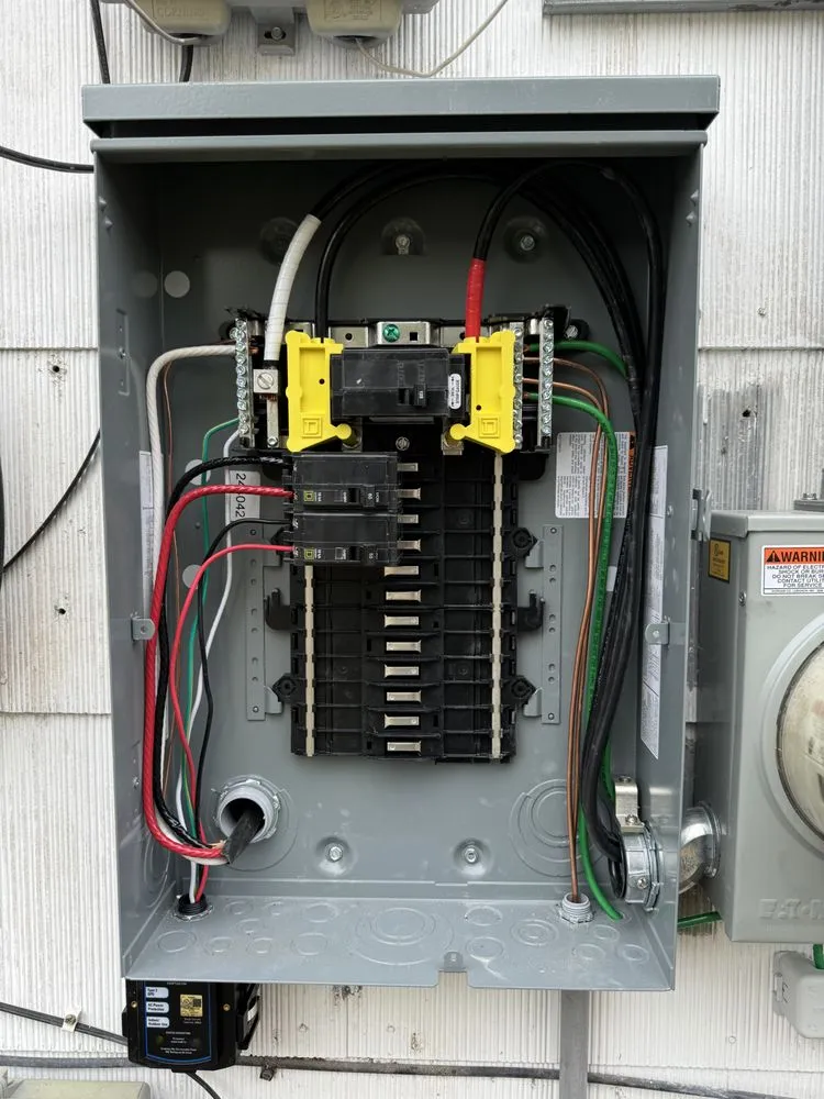 Slide of Keep it Lit Electrical Services