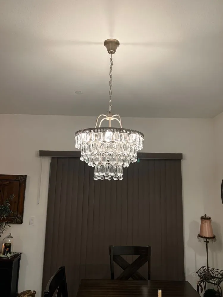 Slide of Kelly Henson Electric