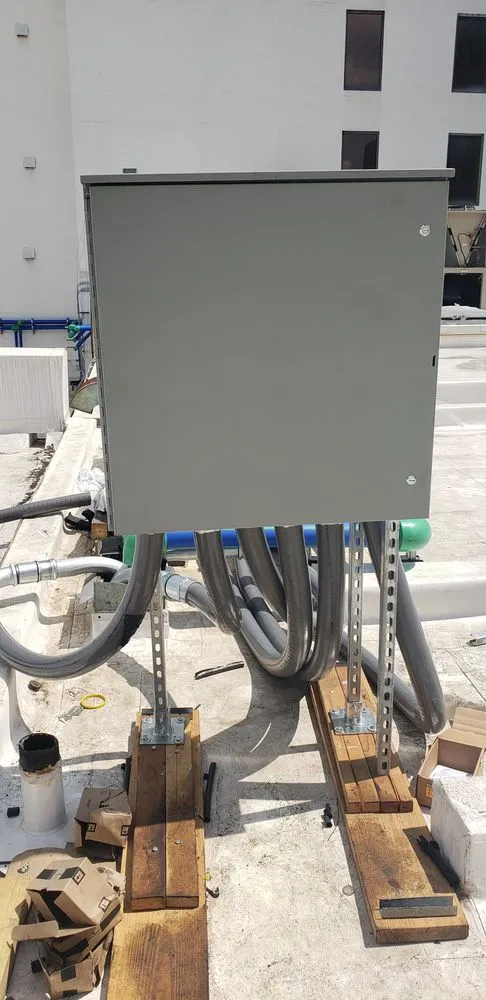 Slide of Kelly Services