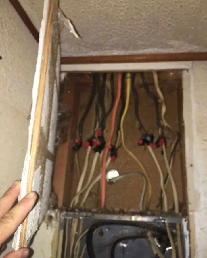 Slide of Kelvyn Park Electrical