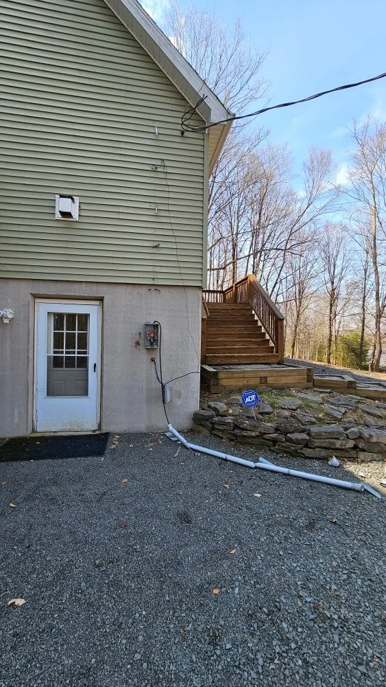 Slide of Ken Electrician