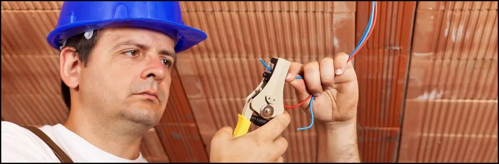 Emergency electrician providing lighting installation in Kanesville, UT - Ken Lovell Electric
