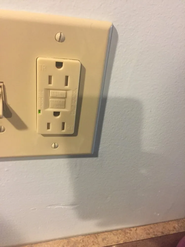 Slide of Kenny Strange Electric