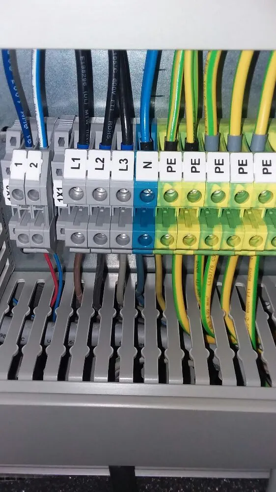 Slide of Kensmarc Electric