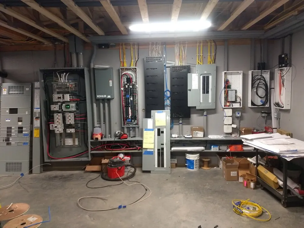 Slide of Kent Dandy Electrician