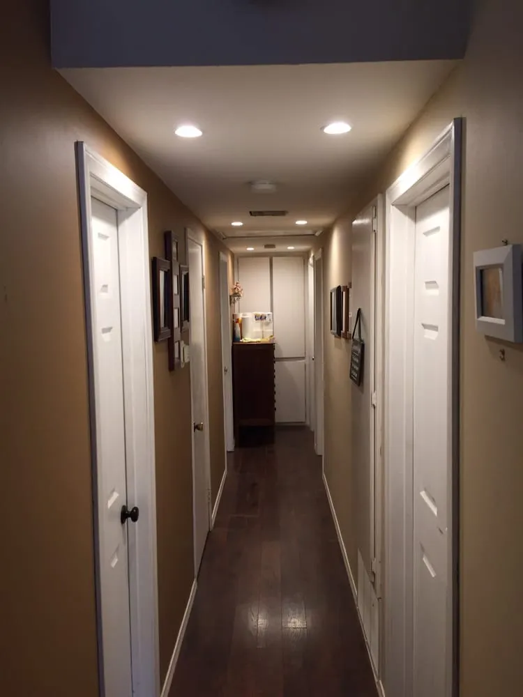 Slide of Kenz Electric