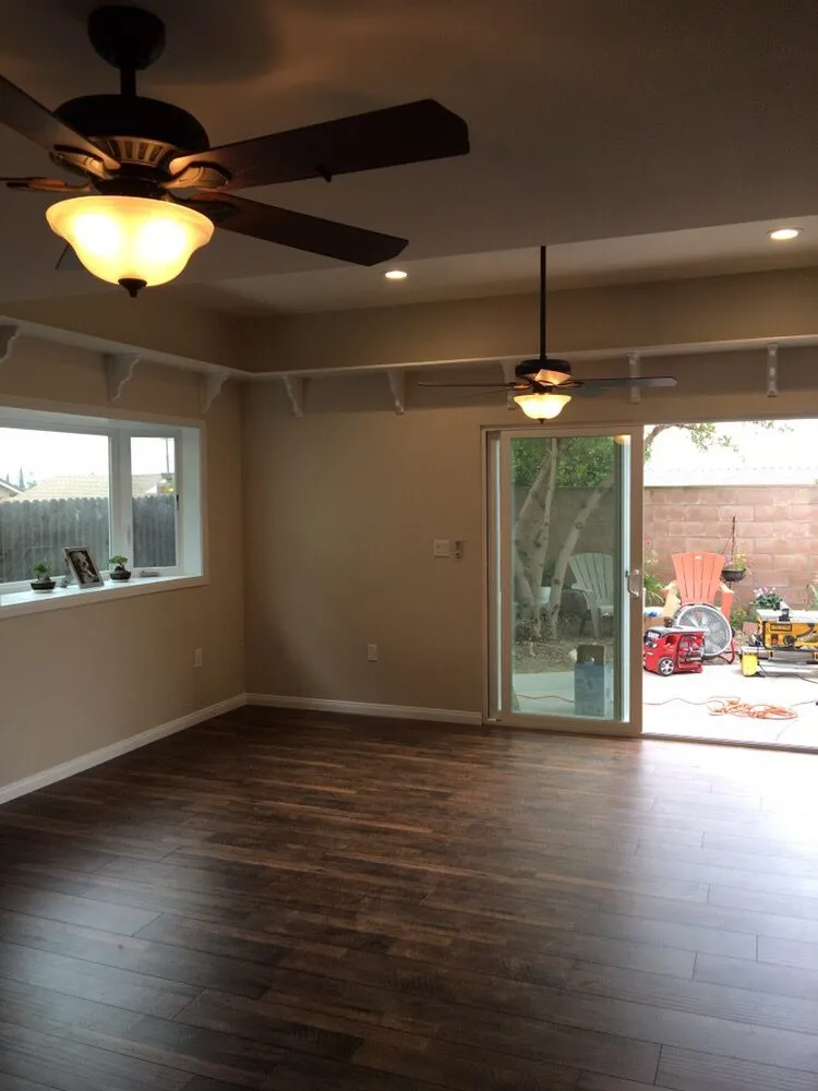 Slide of Kenz Electric