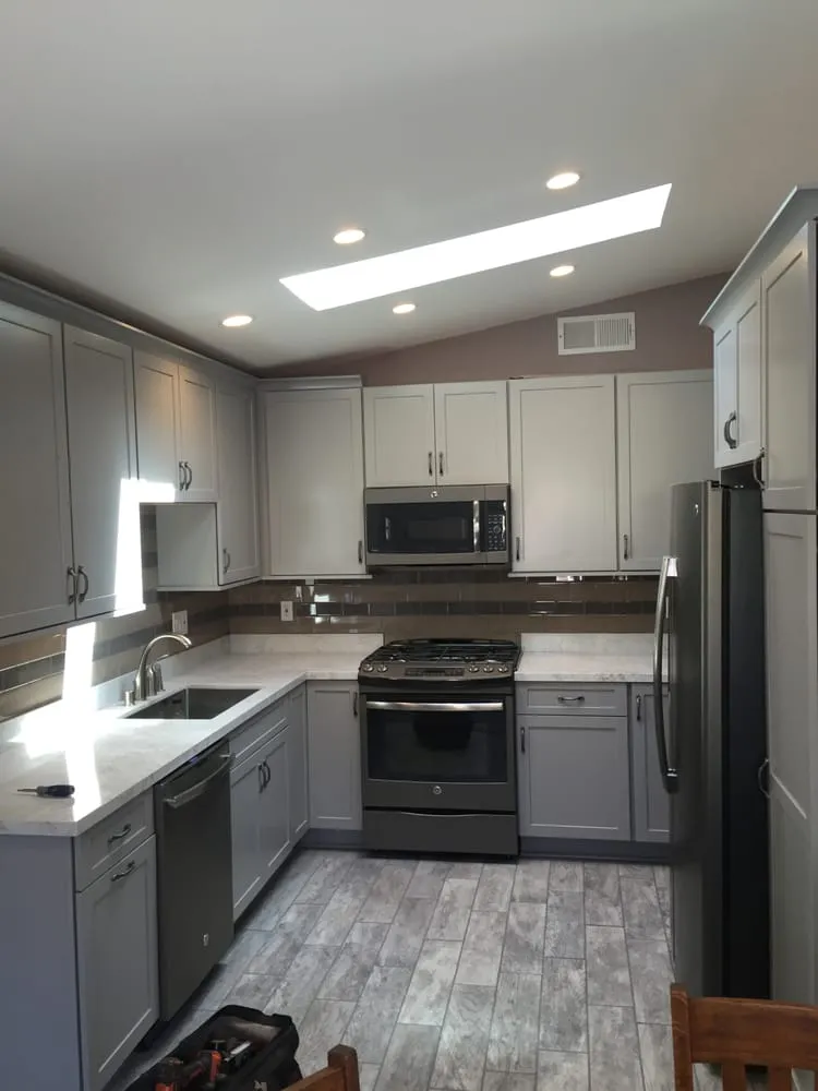 Slide of Kenz Electric