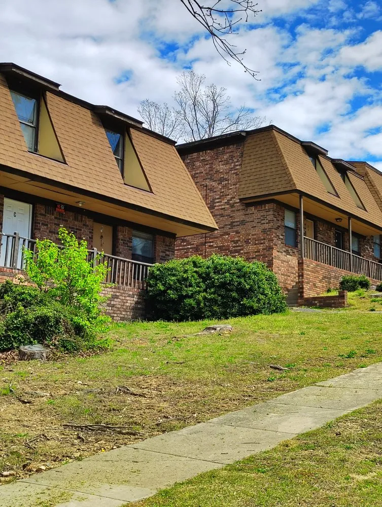 Slide of Keri's Lawn Care