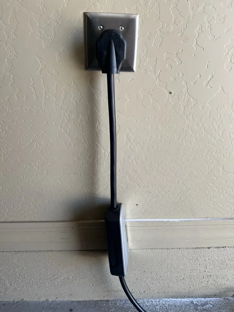 Slide of Kevin Whitman Electrical