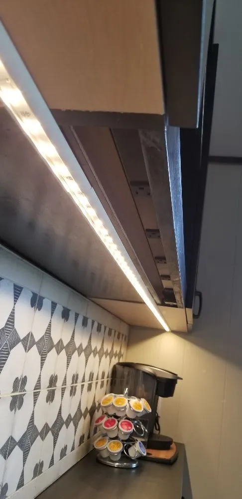 Affordable electrician providing lighting installation in , 