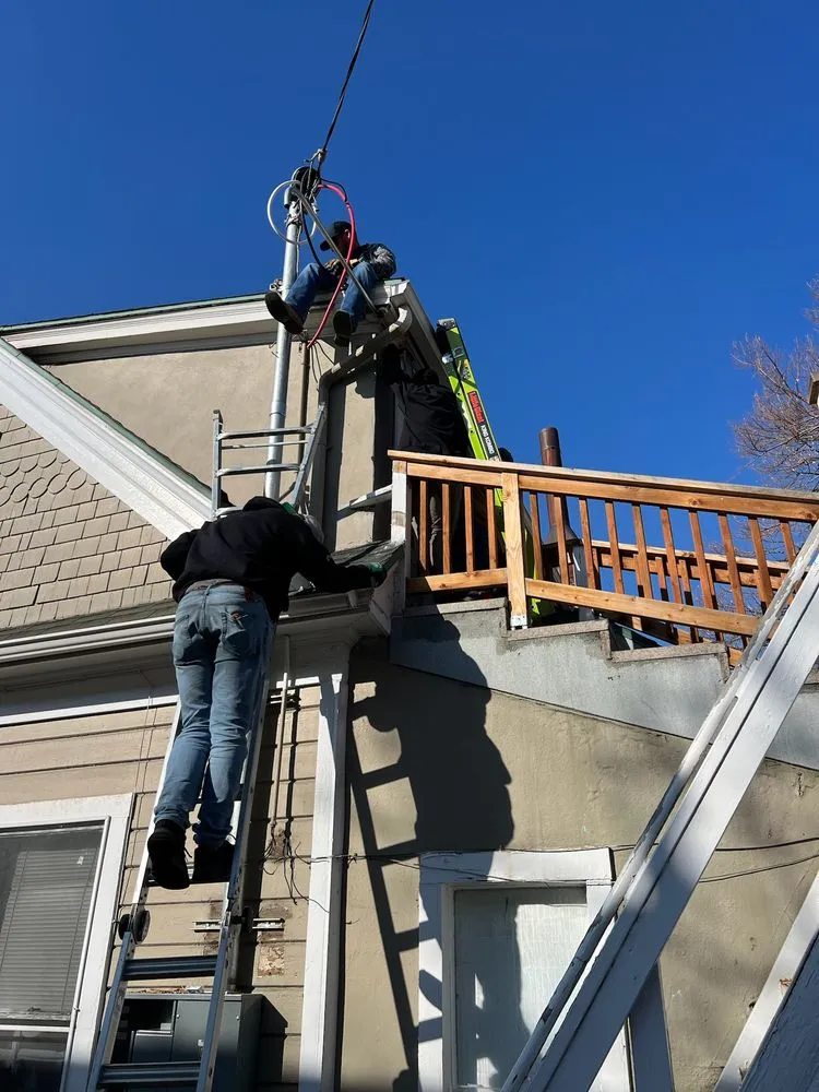 Slide of Key Lime Electric