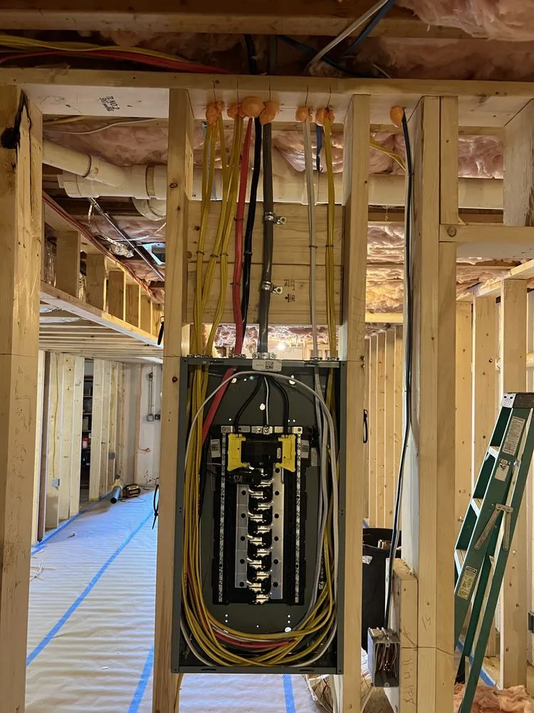 Emergency electrical service for homes in circuit breaker repair,  by 