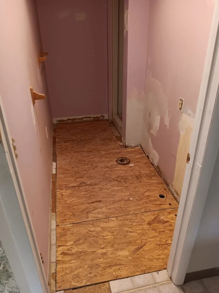 Emergency electrician providing panel upgrade in Wilkes-Barre, PA - KG Handyman Services
