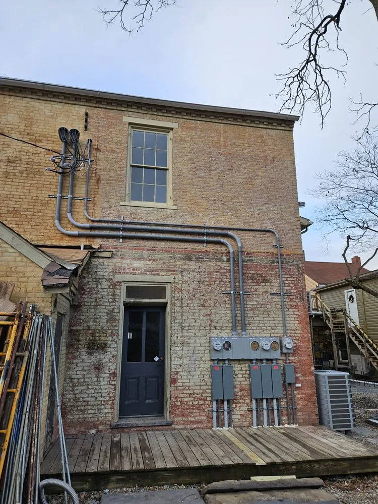 Slide of K&H Electrical