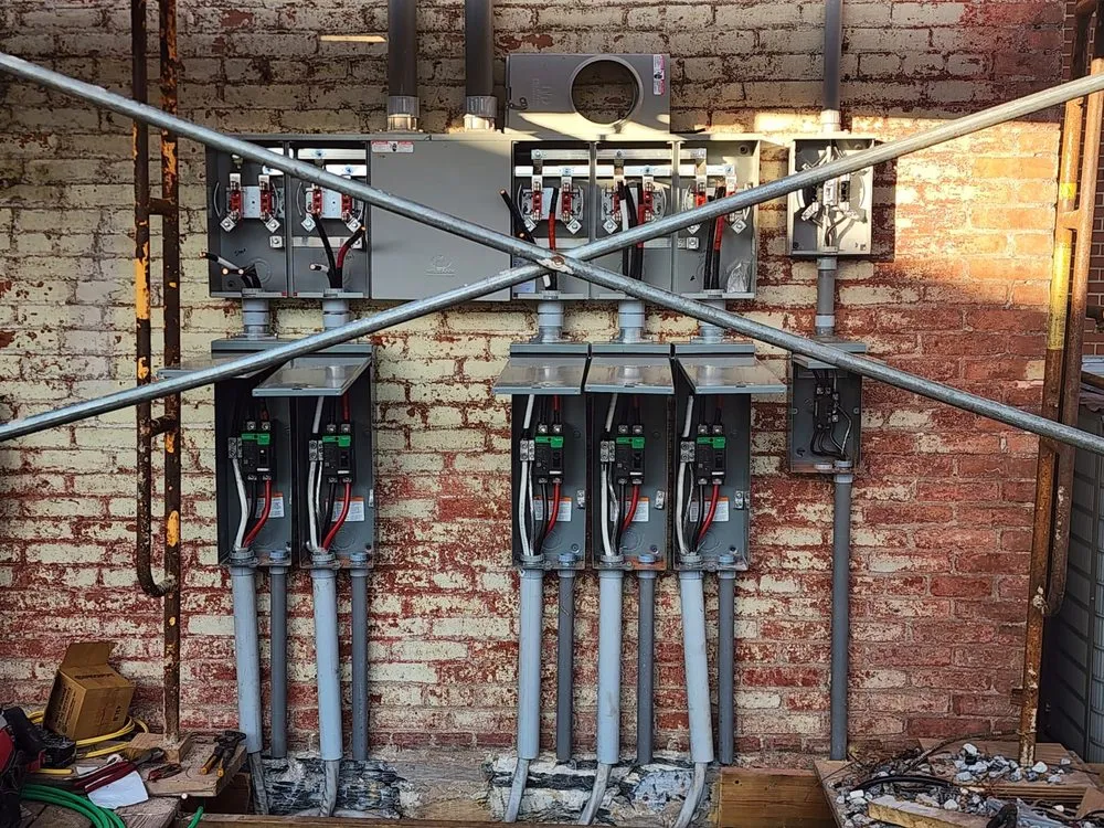 Slide of K&H Electrical