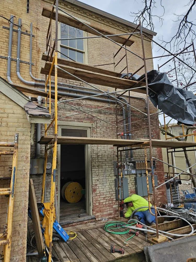 Slide of K&H Electrical