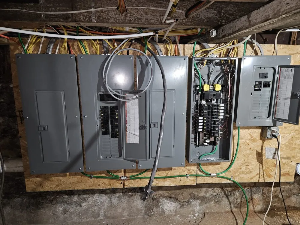 Slide of K&H Electrical