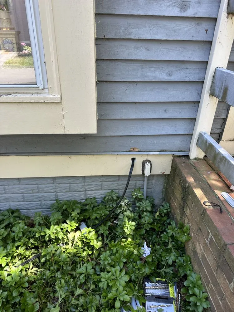 Slide of Khan Electric Services