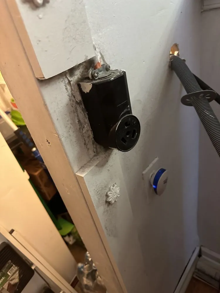 Slide of Khan Electric Services