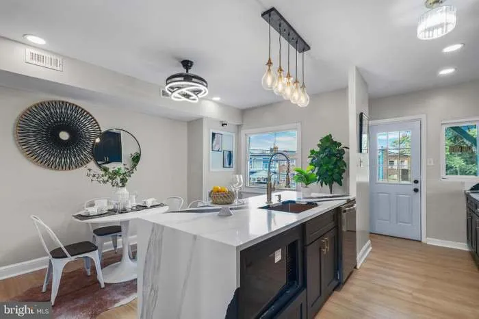 Slide of Khan Electric Services