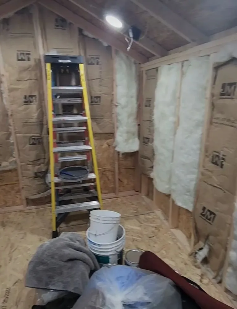 Slide of KiloWaltt Enterprise